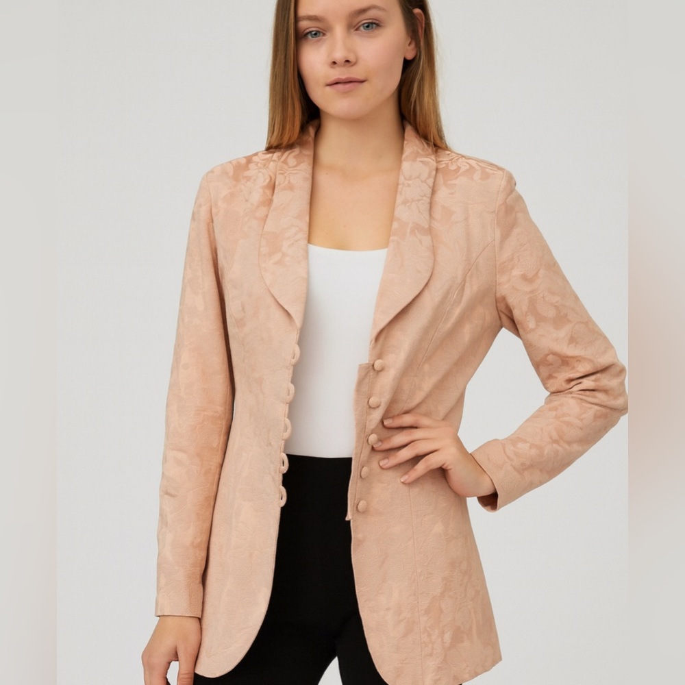 Nina K Blazer in Soft Floral Cream